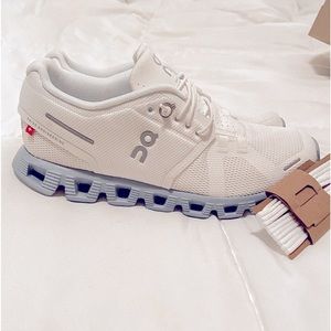 OnCloud 5 Sneakers